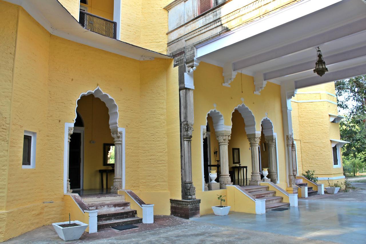 Bhanwar Vilas Palace Karauli Exterior foto
